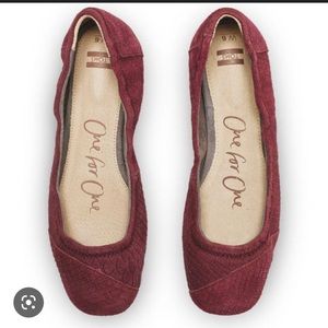 Toms Suede Ballet Flats Maroon size 8.5